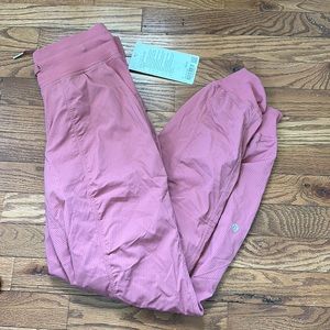 NWT. Lululemon Dance Studio MR Joggers.